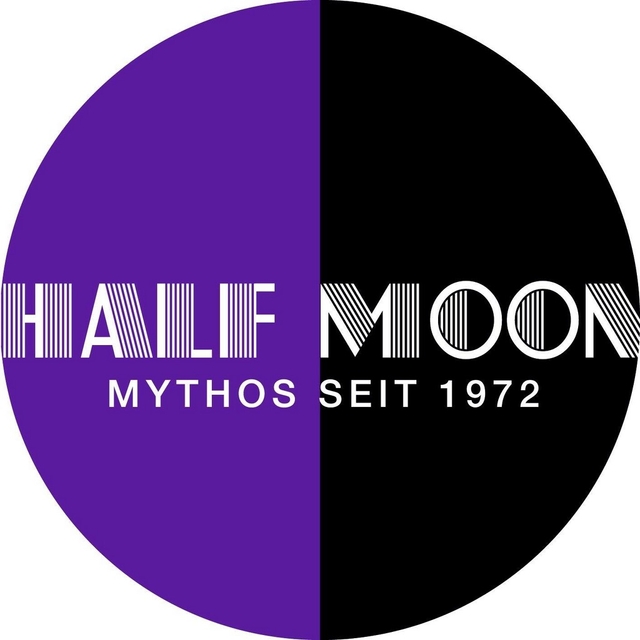 Club Half Moon Logo